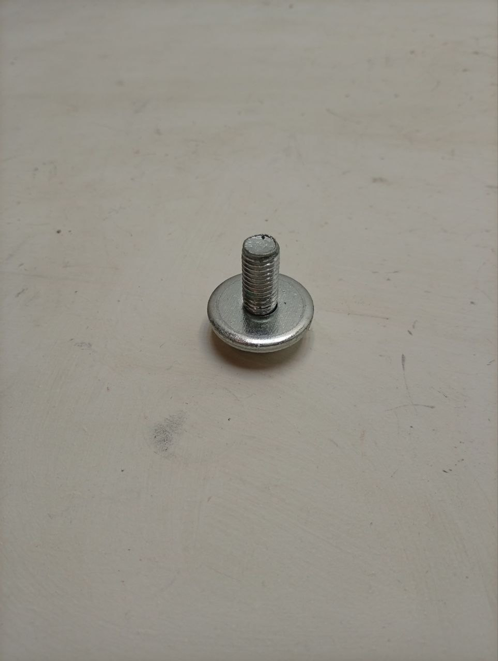 F12U2HCS2 кт15 Болт фиксирующий ротор стиральной машины LG direct drive 67842 б/у