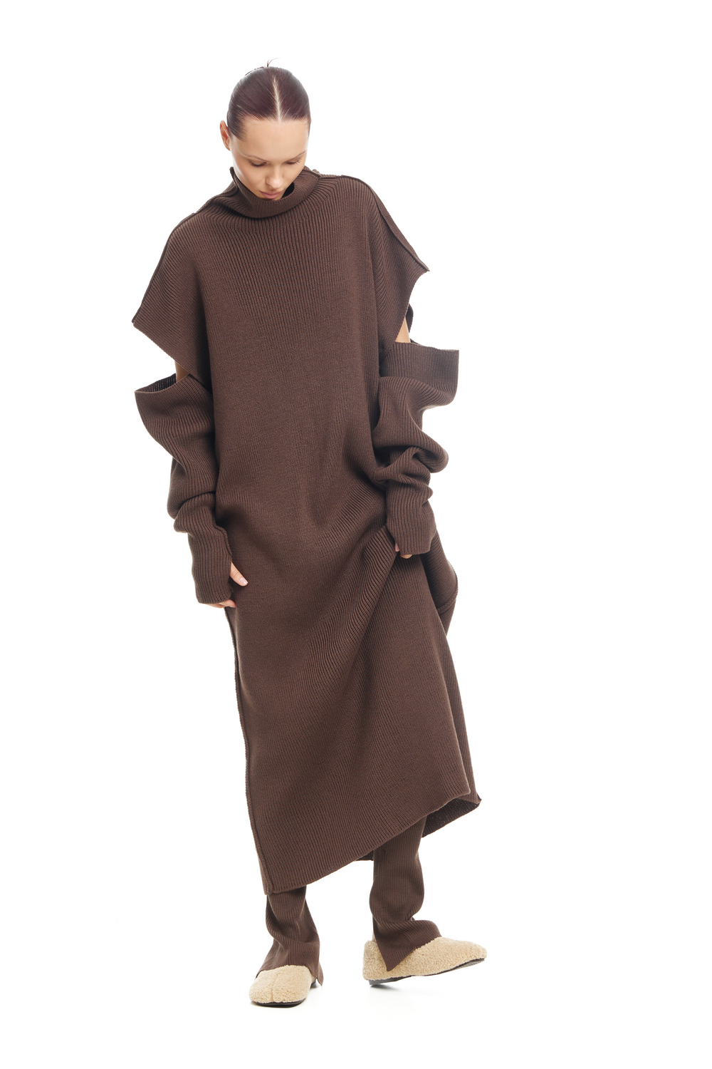 Платье с отстегивающимися рукавами WARM UP Brown