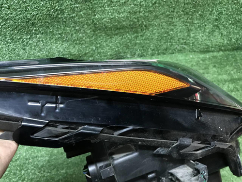 Битая Фара правая Lexus NX 1 (2014-2017) LED