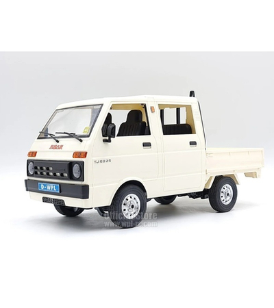 Радиоуправляемая машина WPL китайский грузовичок D-32 (белая) 2.4G 1/10 RTR