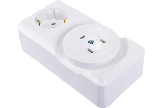Разъем Bylectrica РШ-32 +1 с заземлением розетка белый 40645