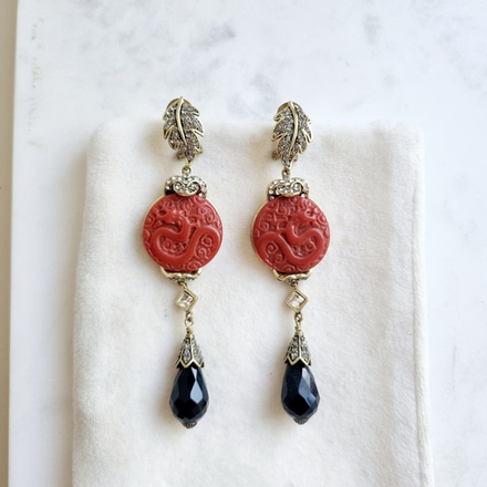 Серьги Heidi Daus с драконом