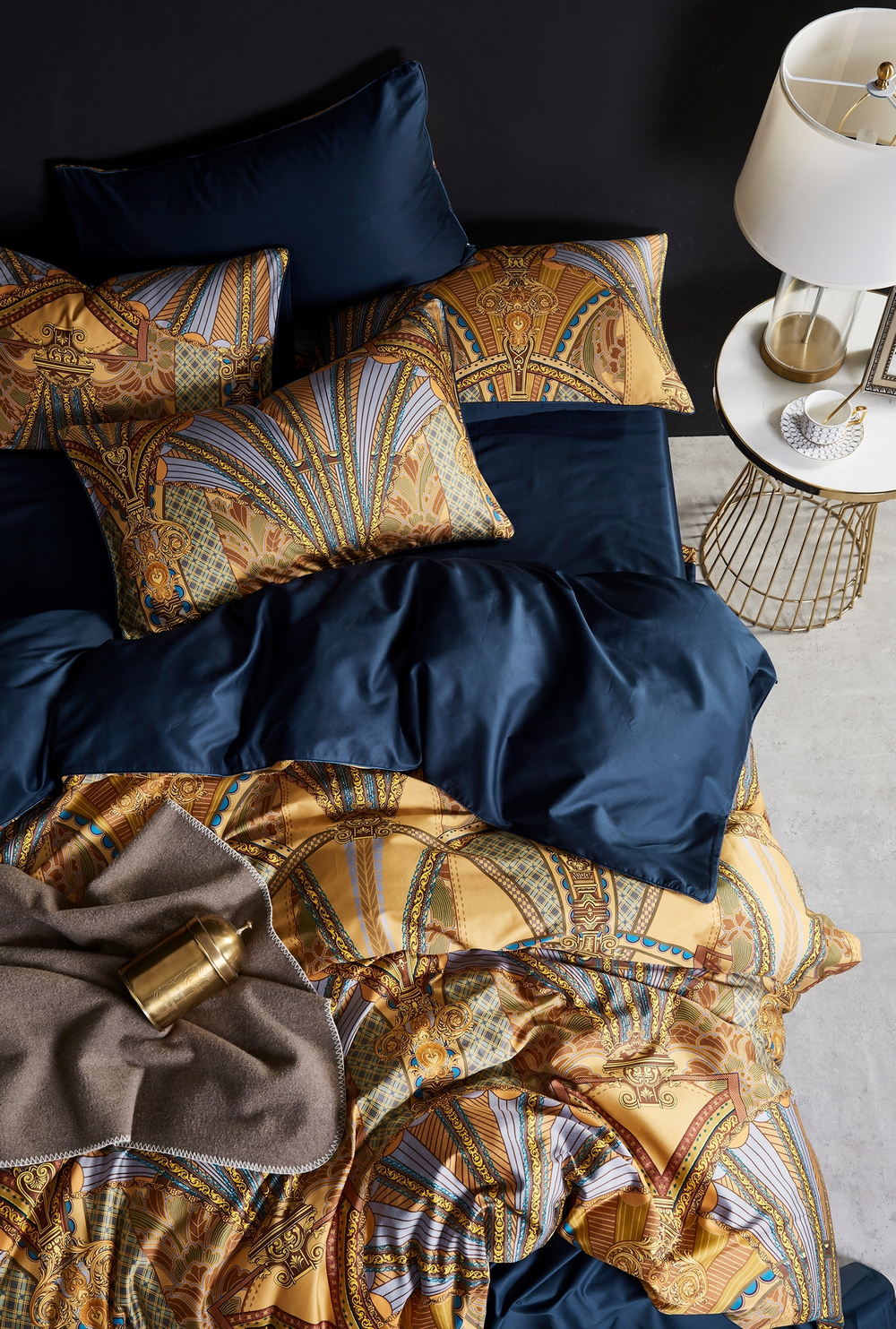 Комплект постельного белья Сатин Премиум на резинке CPAR037