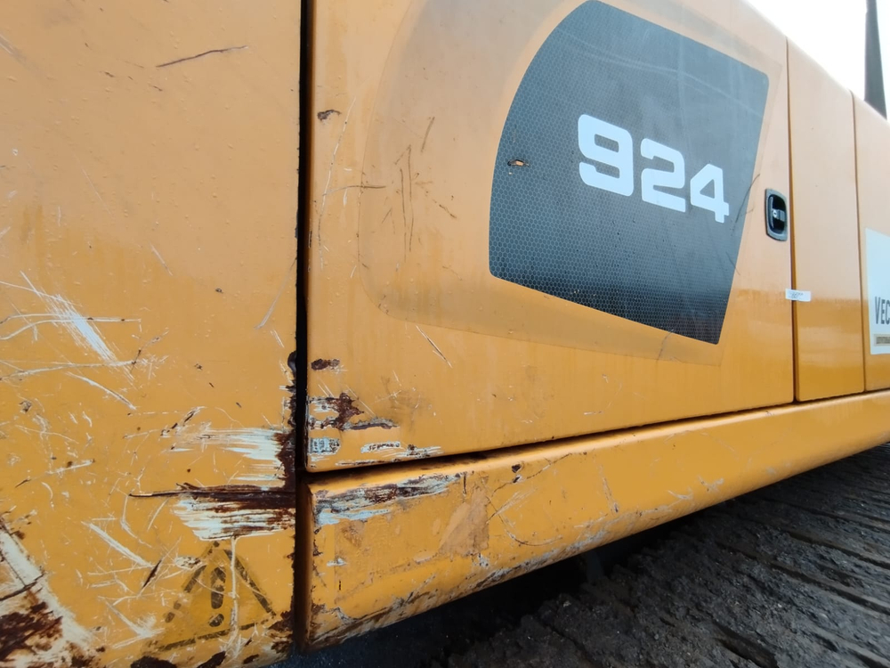 LIEBHERR R* Экскаватор R924 LC (Дизельный, 6,7 л, 170 л.с., АТ)