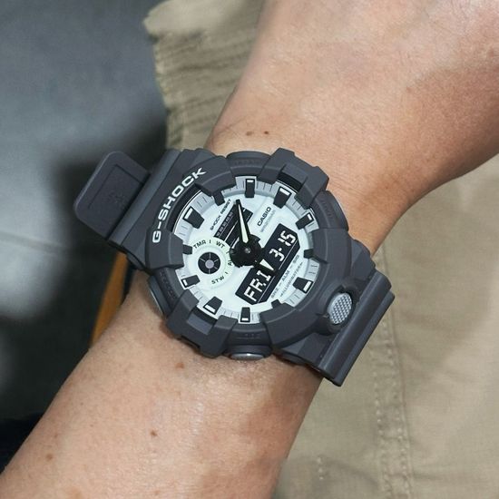 Наручные часы Casio G-Shock GA-700HD-8ADR