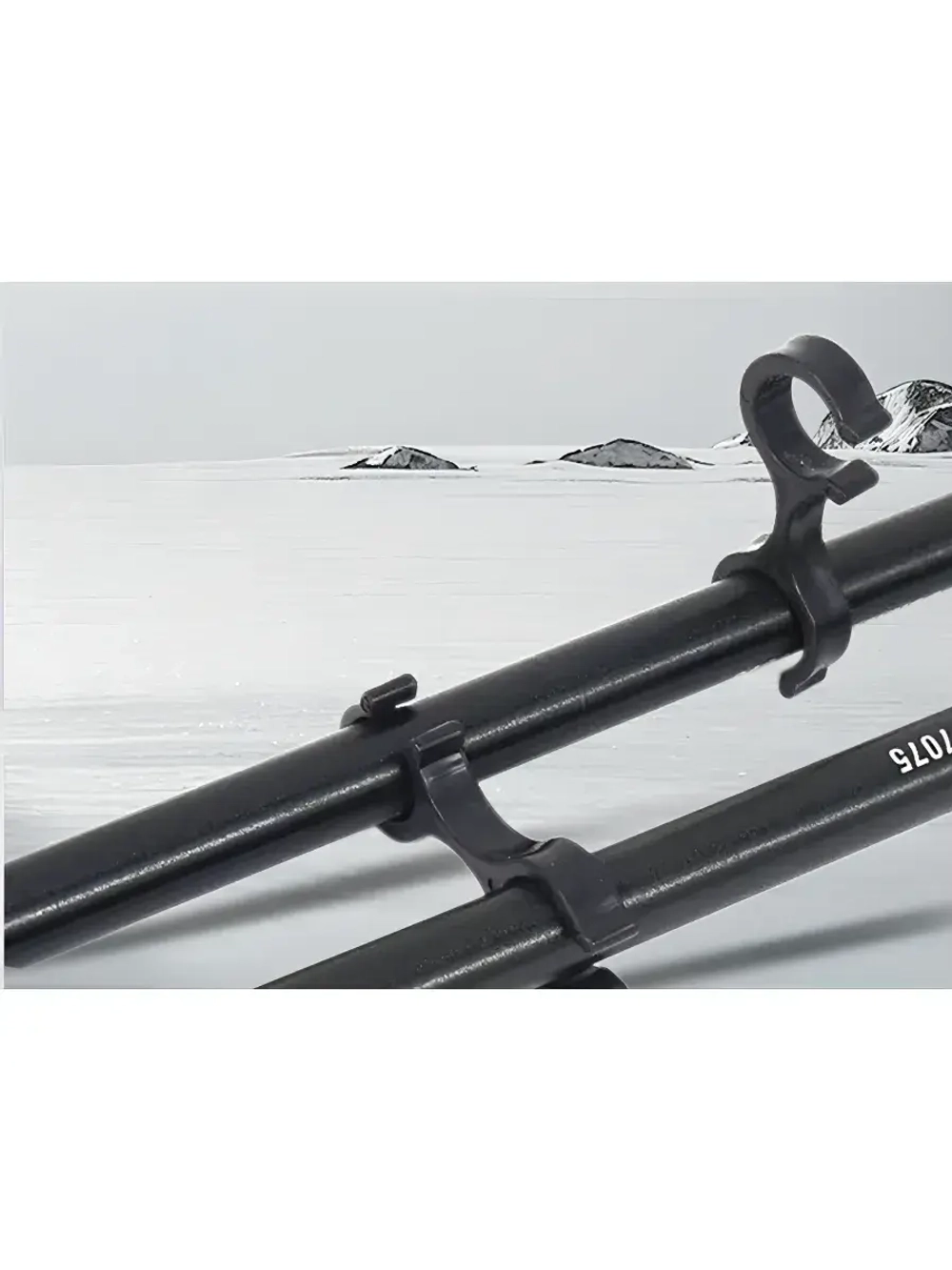 Скобы-фиксаторы для лыжных скандинавских треккинговых палок