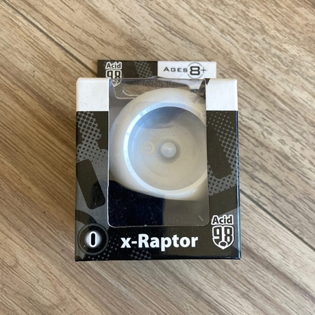 Yo Yo 9.8 Raptor black and white