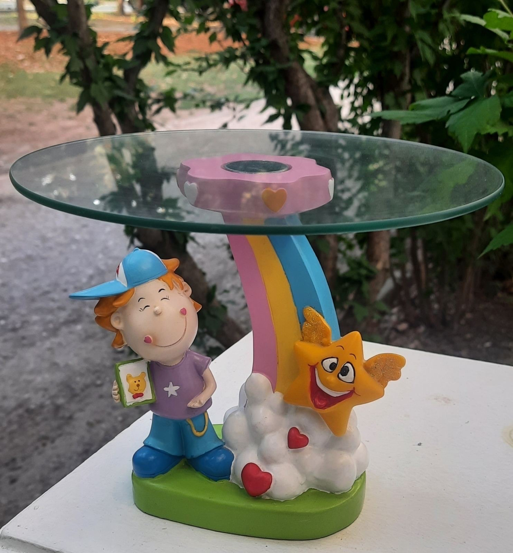 Подставка стекло мальчик