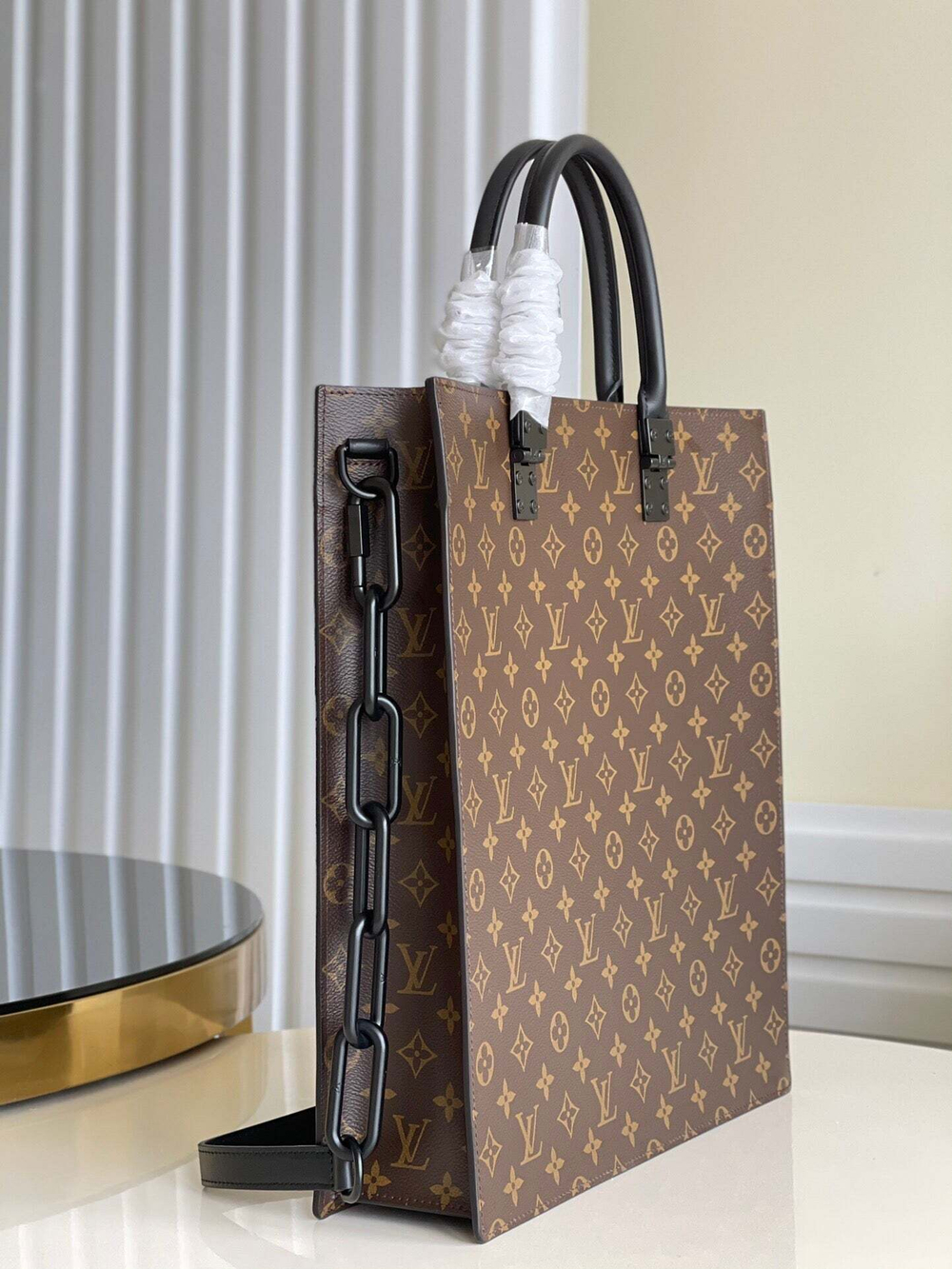 Louis Vuitton Sac Plat NV Bag