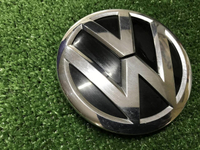 Эмблема решетки радиатора VW Polo sedan 5 (15-20)