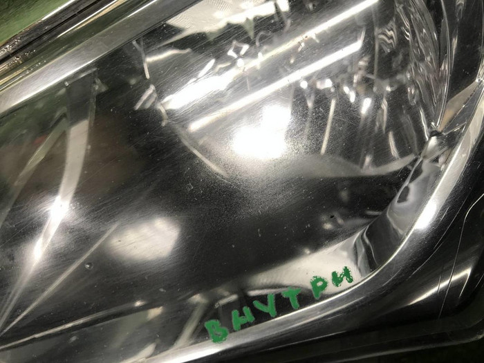 Фара левая Toyota Corolla E160 (2015-2019) галоген