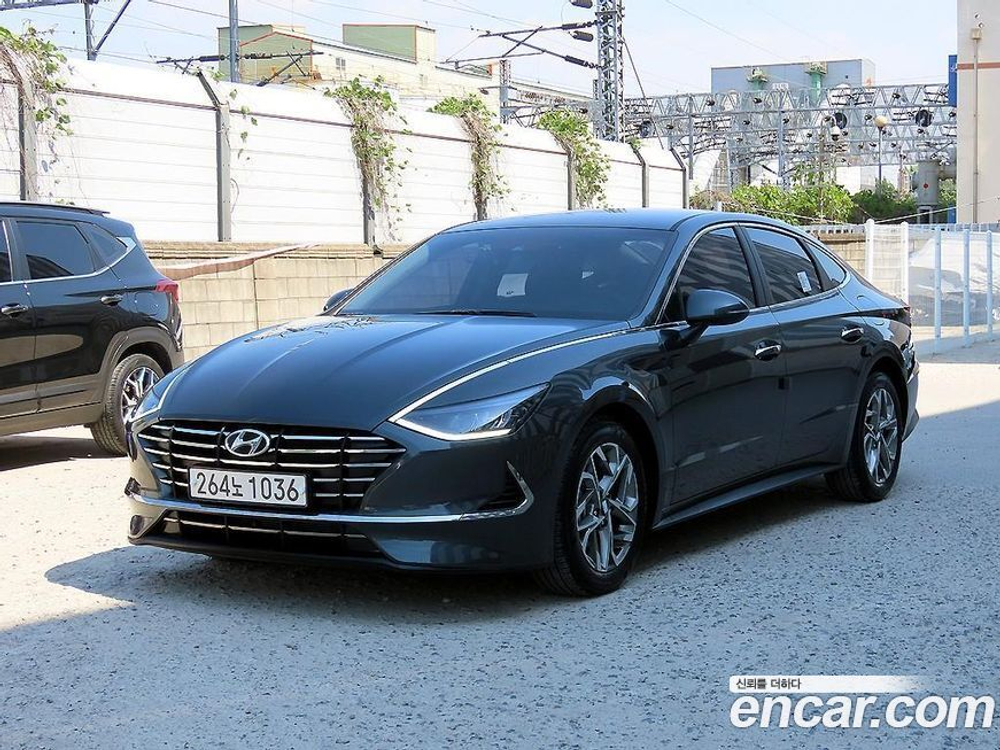 Hyundai Sonata (DN8) 2.0 (04.2021)