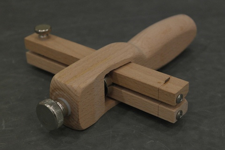 Ремнерез (Strap Cutter)