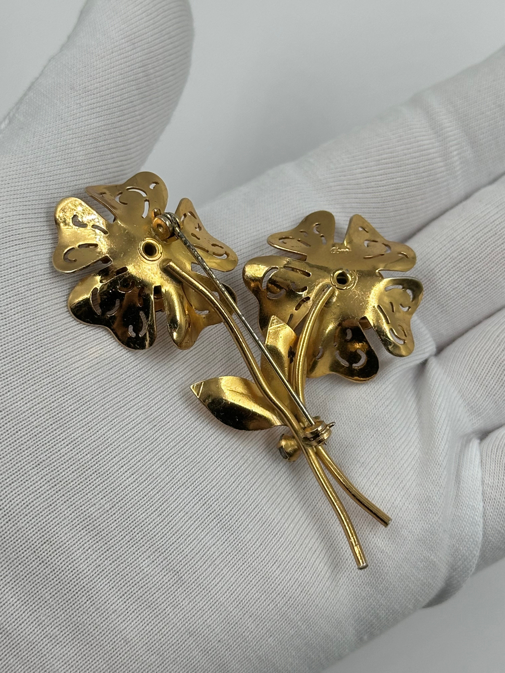 Брошь Цветы Coro