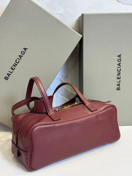 Сумка Balenciaga Carrie