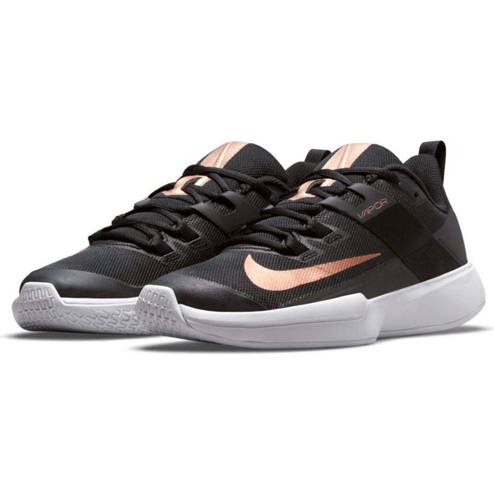Женские Кроссовки теннисные Nike Vapor Lite W - black/mtlc red bronze/white  - купить по выгодной цене | Теннисный магазин tennis-store.ru