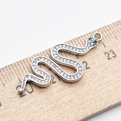 Подвеска Змея, цвет серебро (родий), фианиты, размер 34*14 мм, цена за 1 шт