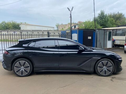 Denza Z9 GT 2.0T E-CVT AWD PHEV 1100 Ultra