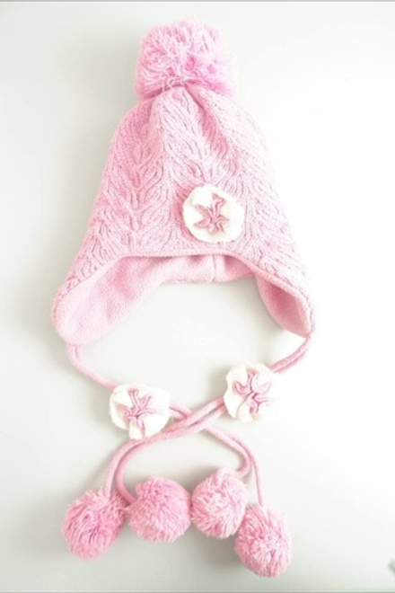 Шапка розовая на 6-8 лет