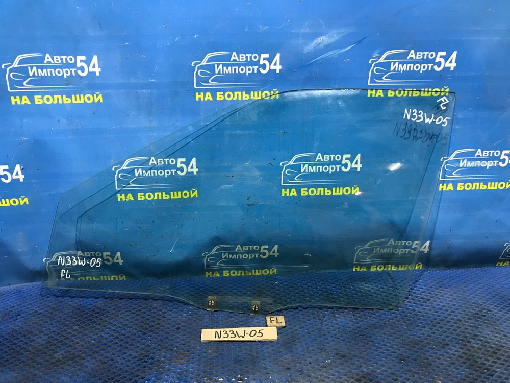 Стекло двери передней левой MITSUBISHI CHARIOT 1995