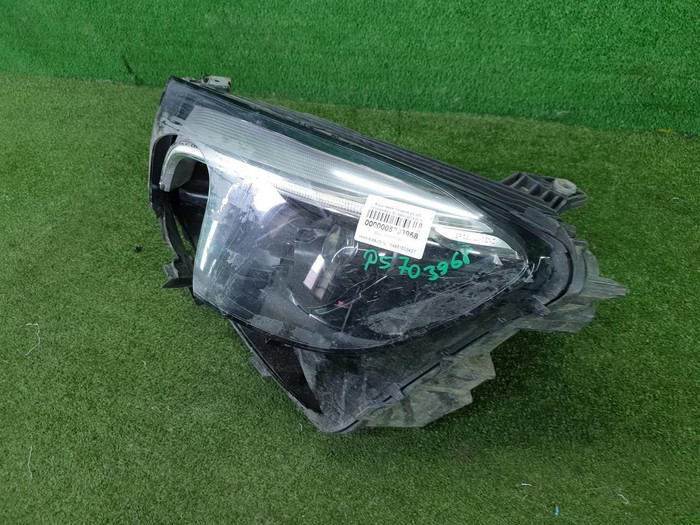 Битая Фара левая Mercedes GLC X253 (2015-2019) LED