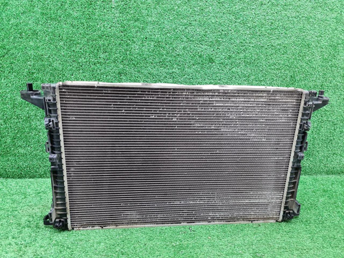 Радиатор охлаждения Audi A4 B9 (2015-н.в.)