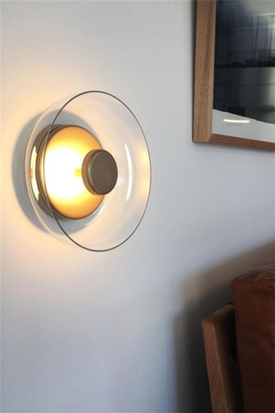 Настенный светильник
