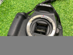 Canon 600D Kit 18-55mm 3.5-5.6 III 6.700 кадров