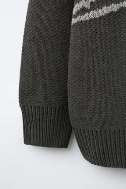 ZARA СВИТЕР ИЗ ШЕНИЛЛА С ГРАФФИТИ, ОТТЕНКИ СЕРОГО