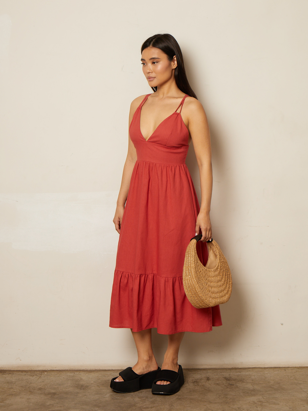 Сарафан льняной с воланом