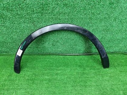 Расширитель задний правый Audi Q3 1 8U (2011-2018)