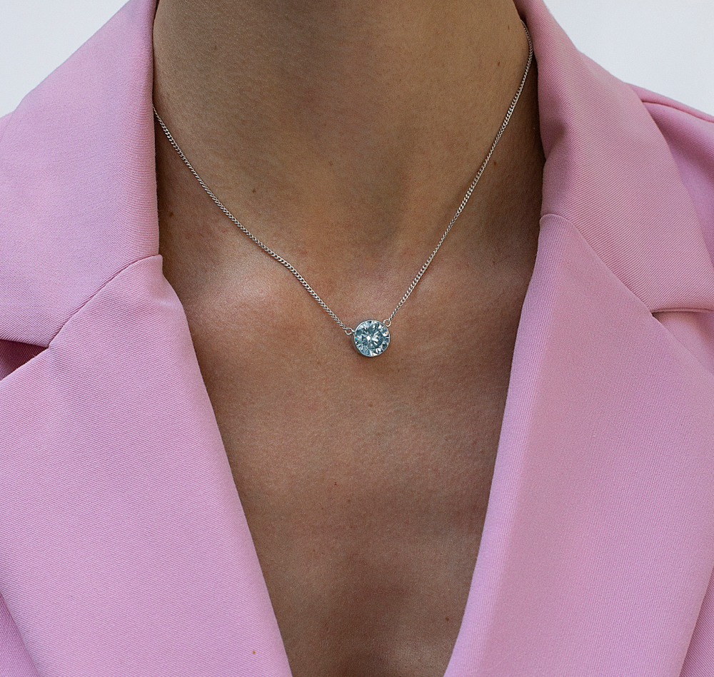 Колье с натуральным Sky Topaz