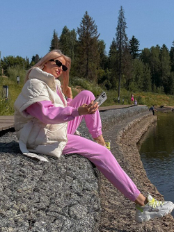 Жилет пуховый женский Пудра