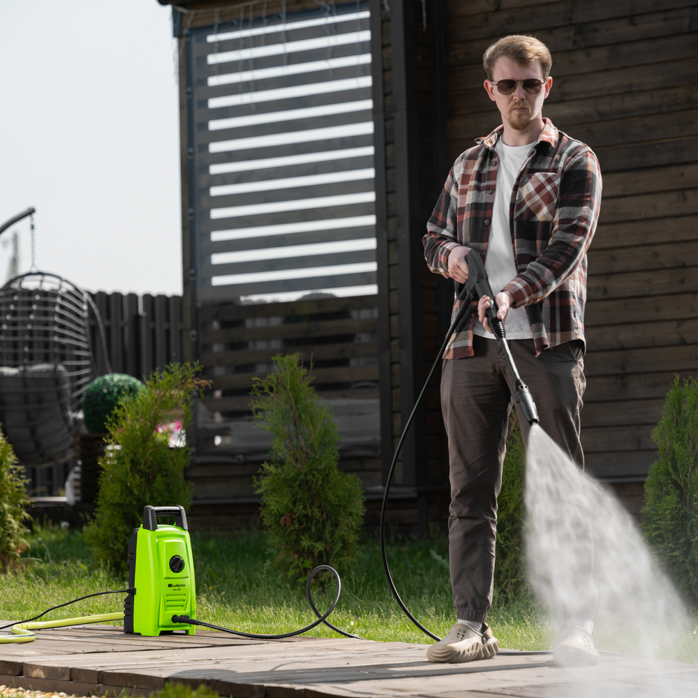 Моечная машина высокого давления АМ-1600, 1600 Вт, 130 бар, 330 л/ч, переносная Сибртех