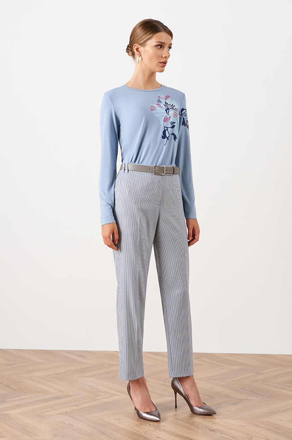 23070 Джемпер женский (голубой)