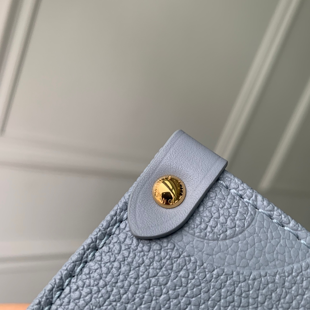 Louis Vuitton Onthego PM
