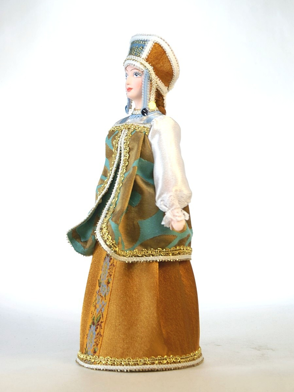 Кукла коллекционная Русская красавица в национальном костюме