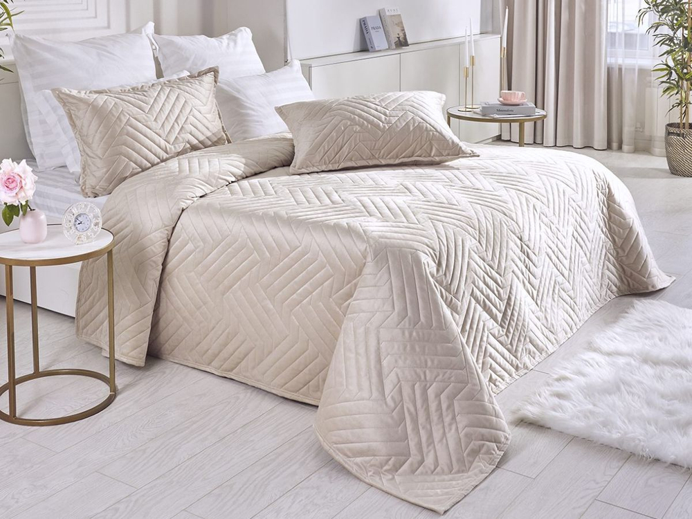 Покрывало на кровать, стеганое, поплин с размерами 215х220