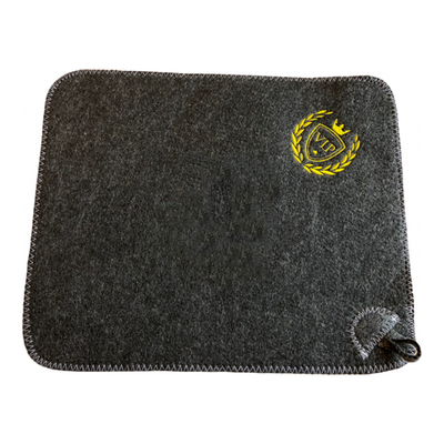 Коврик банный серый с вышивкой "ВИП" 30% шерсть/70% полиэфир