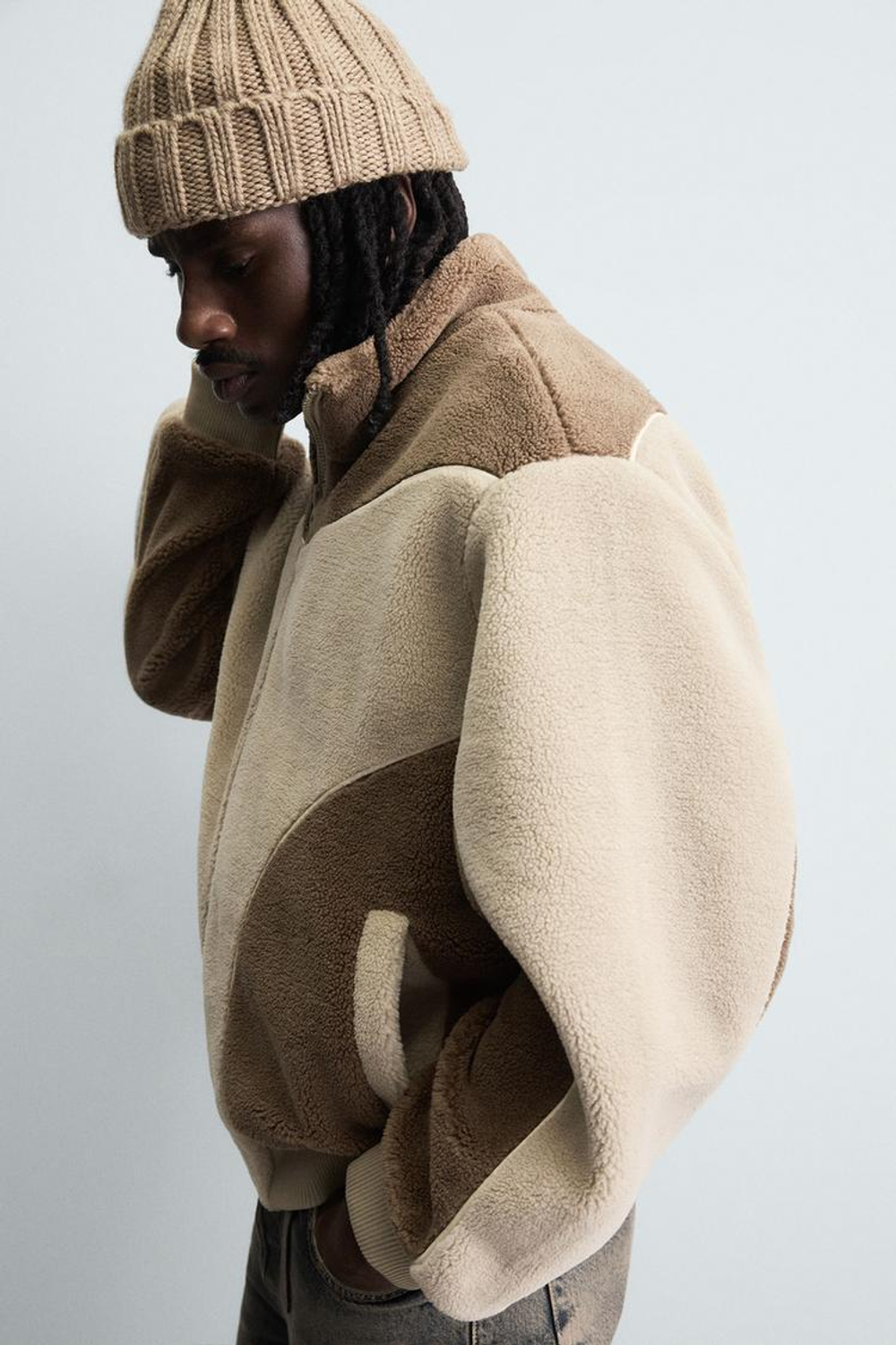 ZARA КУРТКА ИЗ ИСКУССТВЕННОЙ ОВЧИНЫ С КОНТРАСТНЫМИ ВСТАВКАМИ, РЫЖЕВАТО-КОРИЧНЕВЫЙ