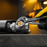 Клещи переставные, кнопочный механизм, обливные рукоятки, 180 мм Denzel