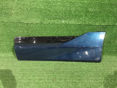 Накладка двери задняя левая Audi E-tron (18-23)