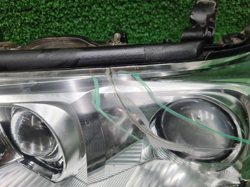 Битая Фара левая Toyota Land Cruiser 200 (2015-2021) LED