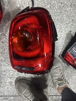 Оригинальный задний фонарь BMW MINI F56