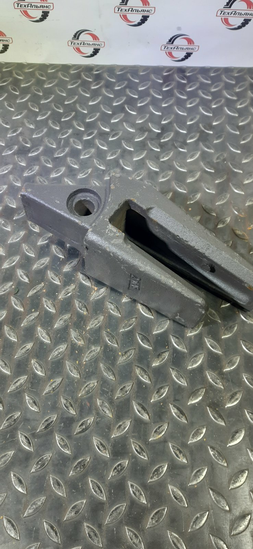 Адаптер 61N4-31200 прямая кромка (32-34 мм)