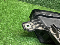 ДХО правый Hongqi E-HS9 (2020-н.в.)