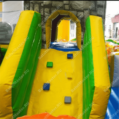 Большой надувной батут "Средневековье" 15*15*5 м