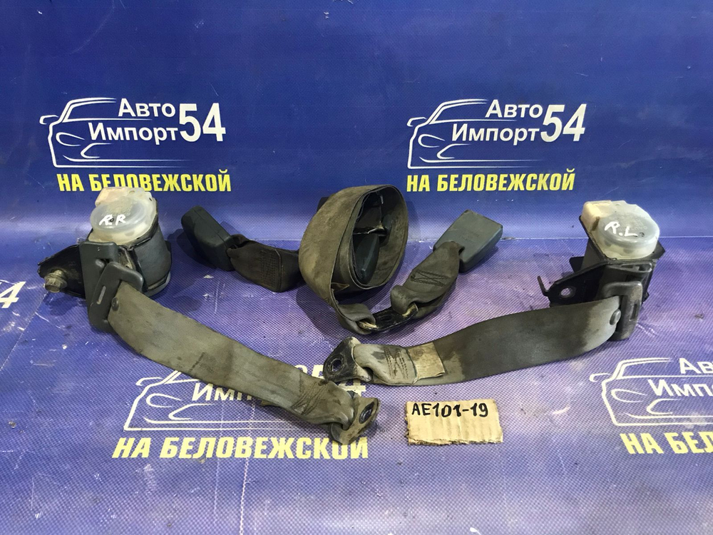 Ремни безопасности задние TOYOTA CERES 1992