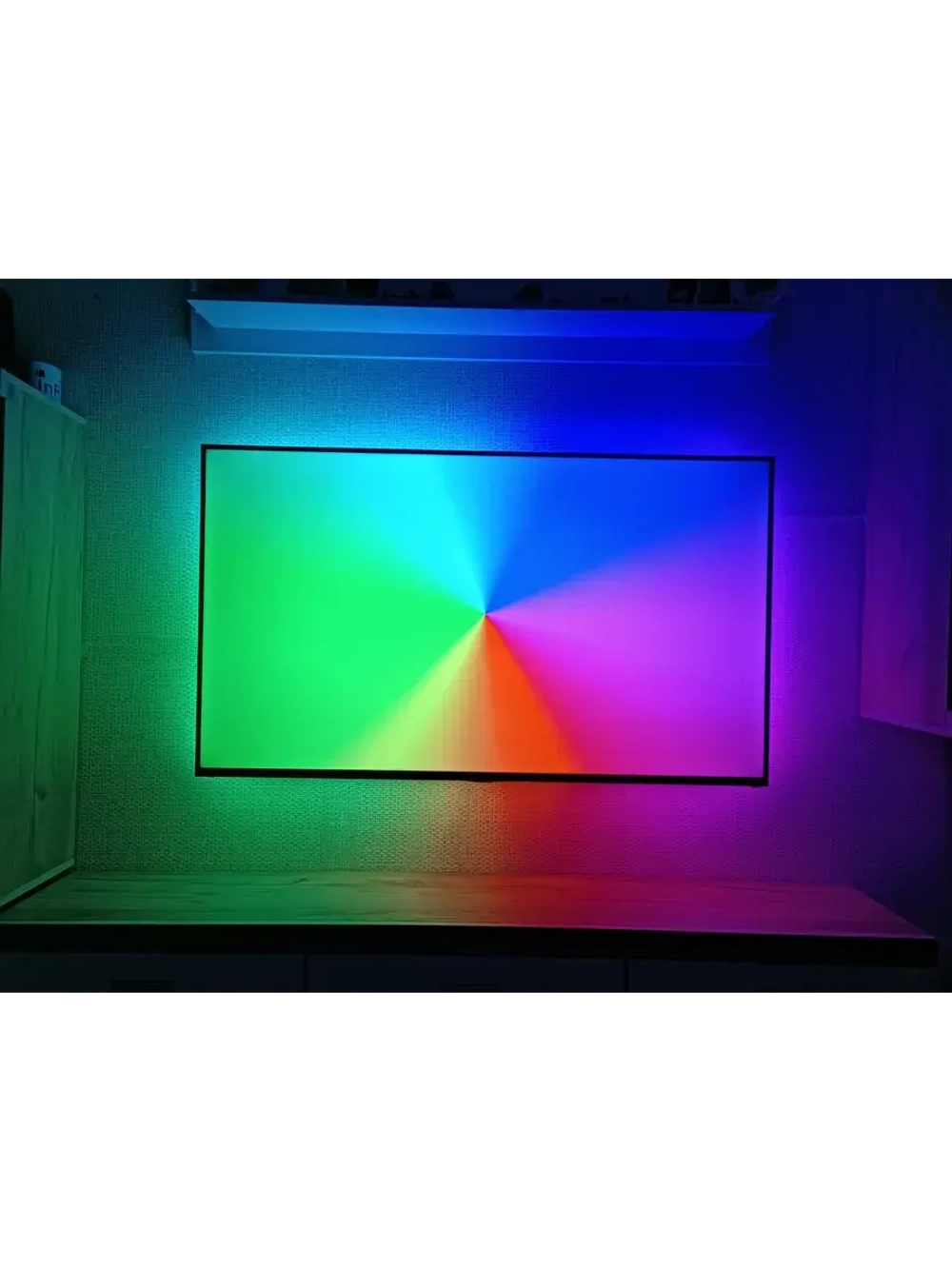 Динамическая адаптивная подсветка Ambilight для экранов 2 м