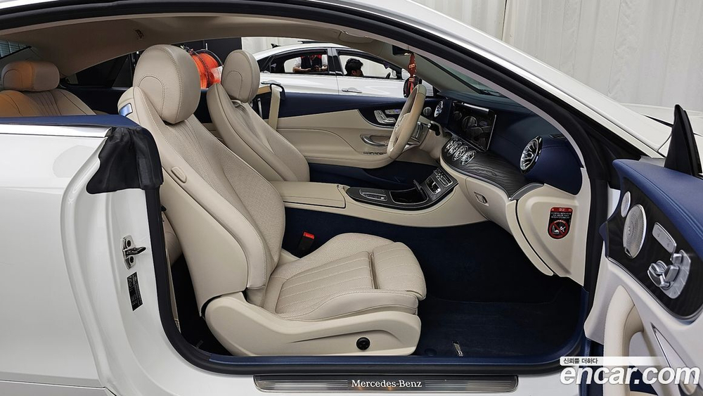 Mercedes-Benz E-Class W213 E300d 4MATIC Coupe (02.2023)
